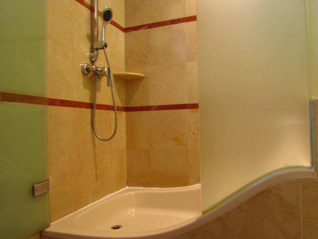 Alocassia Serviced Apartments Singapur Oda fotoğraf