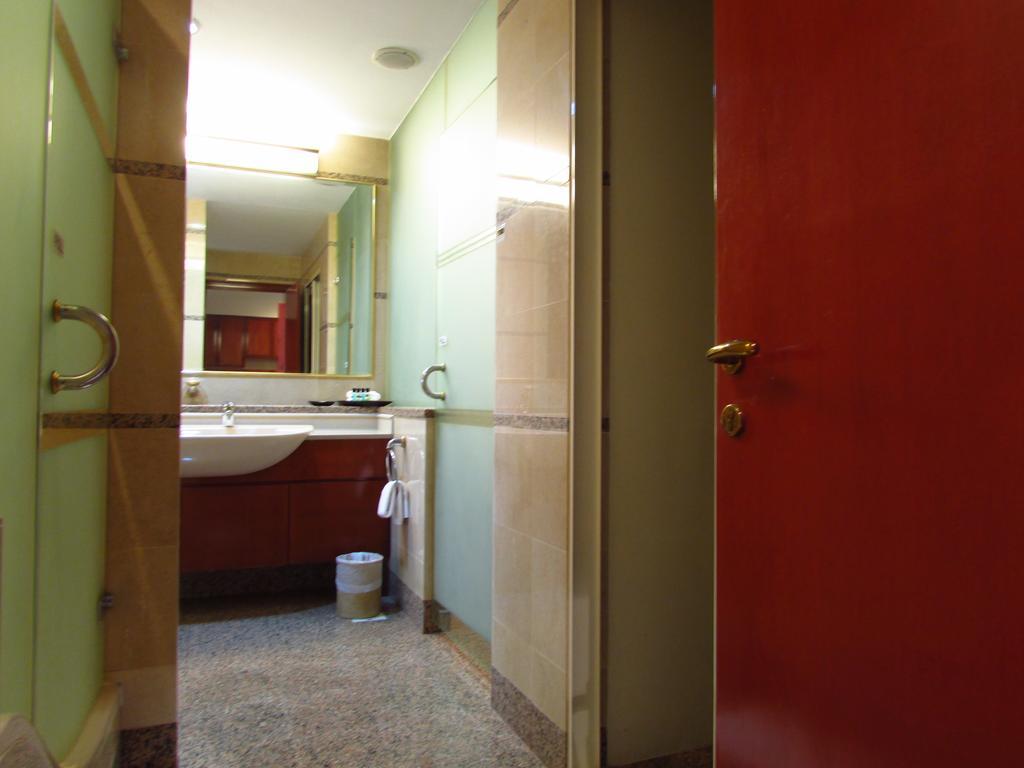 Alocassia Serviced Apartments Singapur Oda fotoğraf